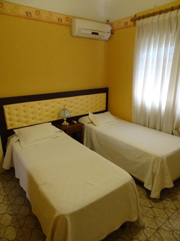 Mon Petit Hotel Villa Carlos Paz Cameră foto